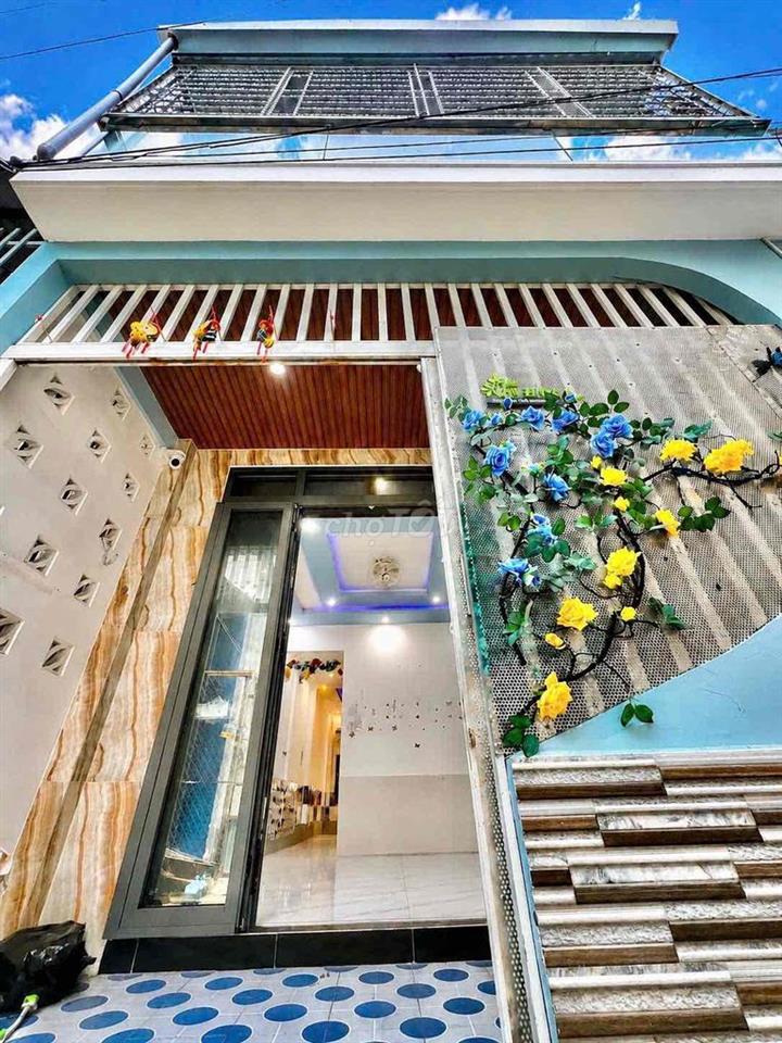 NHÀ LẦU GIÁ RẺ HẺM 90 HÙNG VƯƠNG - P,NINH KIỀU