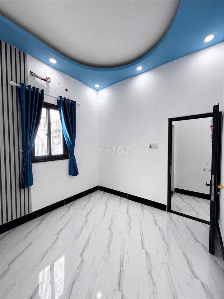 NHÀ LẦU GIÁ RẺ HẺM 90 HÙNG VƯƠNG - P,NINH KIỀU