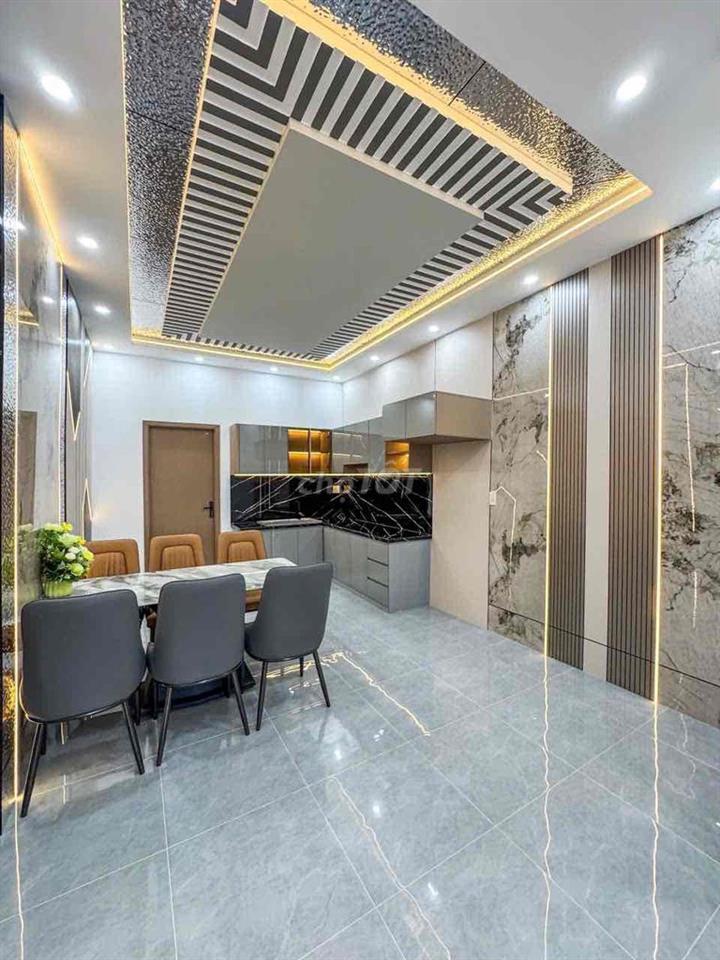 NHÀ TUYỆT ĐẸP HẺM 67 PHAN ĐĂNG LƯU NGAY SIÊU THỊ VINCOM HÙNG VƯƠNG