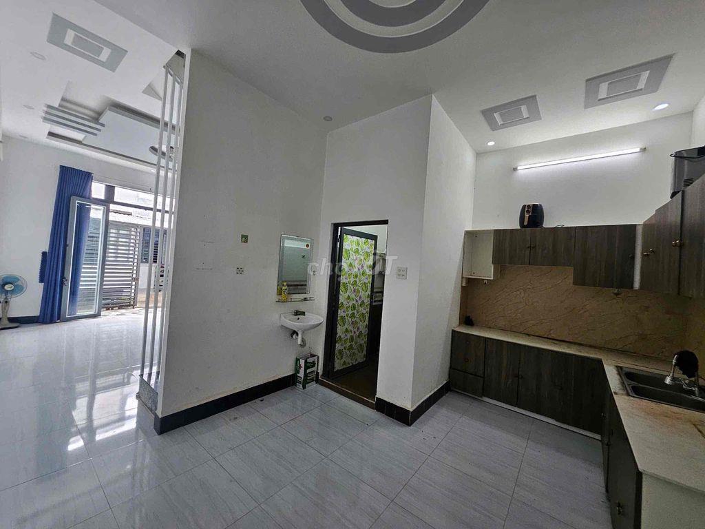 NHÀ LẦU GIÁ RẺ HẺM 7 TRẦN VĨNH KIẾT,KÈO THƠM KHÁCH NHANH TAY