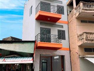 NHÀ 3 TẦNG MẶT TIỀN ĐỀ THÁM - THUẬN TIỆN KINH DOANH,CHO THUÊ