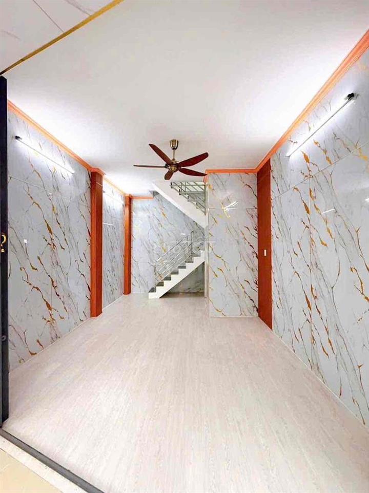 NHÀ 3 TẦNG MẶT TIỀN ĐỀ THÁM - THUẬN TIỆN KINH DOANH,CHO THUÊ
