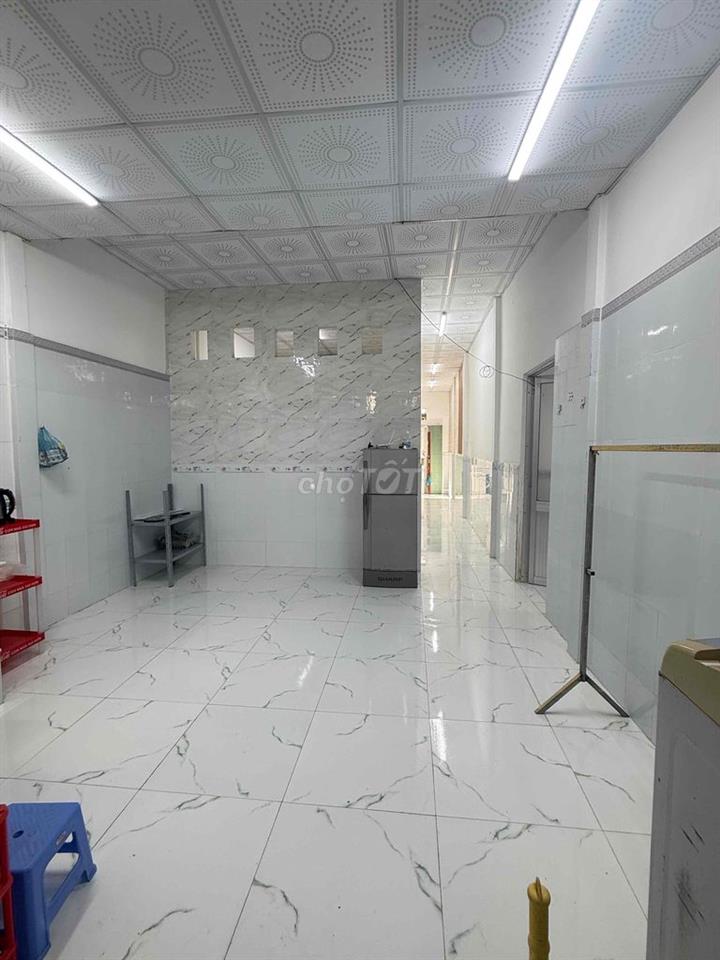 CHO THUÊ NHÀ TRỆT RỘNG 85M2 HẺM 1 MẬU THÂN KẾ CHỢ XUÂN KHÁNH