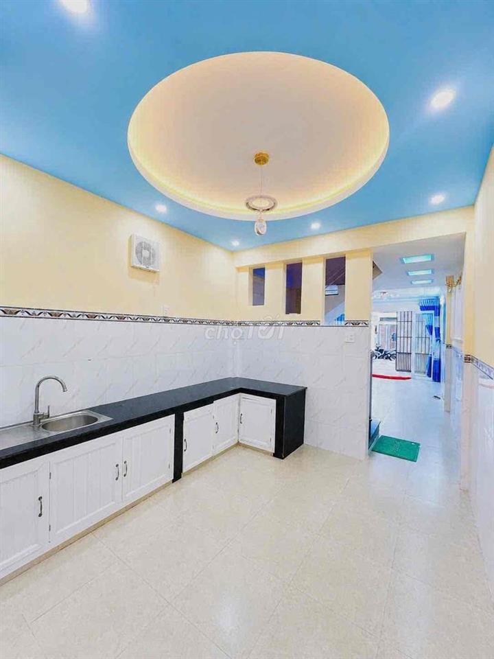 NHÀ 4PN HẺM 18 XVNT SÁT TRƯỜNG CHÂU VĂN LIÊM,GIÁ TỐT