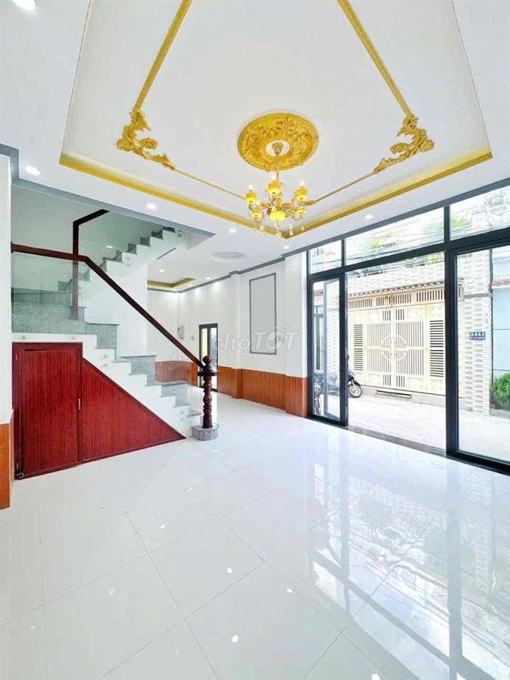 NHÀ ĐẸP GIÁ QUÁ RẺ,TRỤC CHÍNH HẺM OTO,NGAY BỜ KÈ HỒ BÚN XÁNG