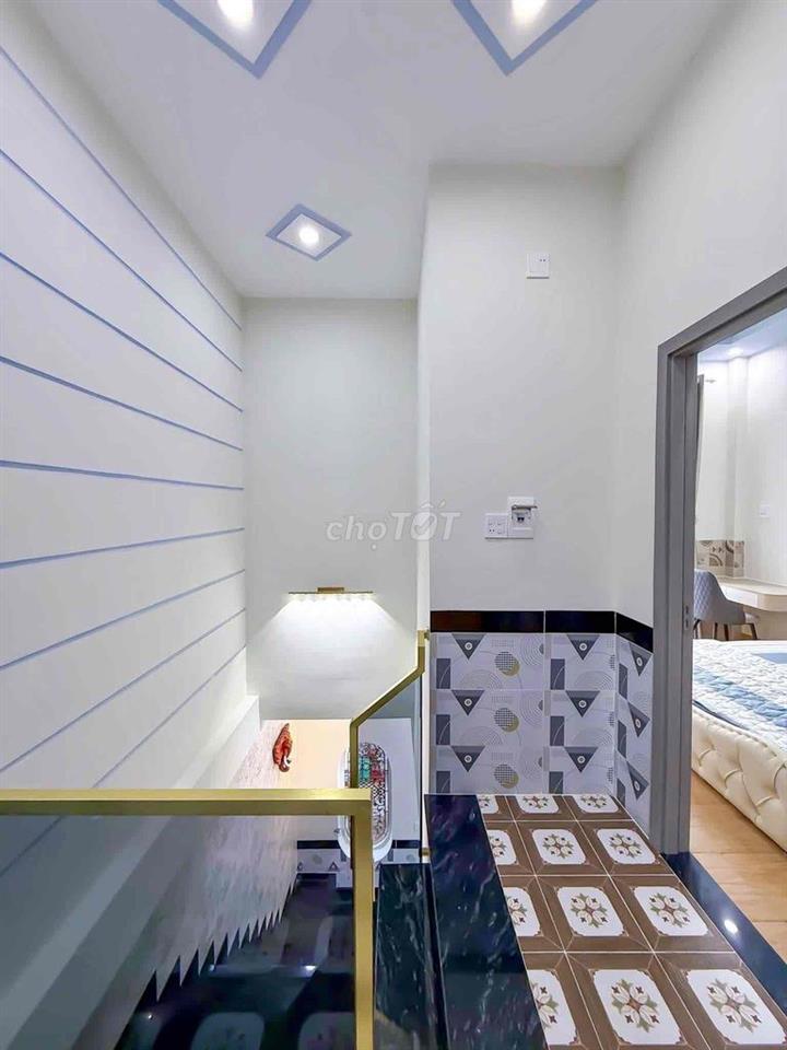 GIẢM 100TR NHÀ MỚI XÂY FULL NỘI THẤT,Ô TÔ 7C TỚI NHÀ