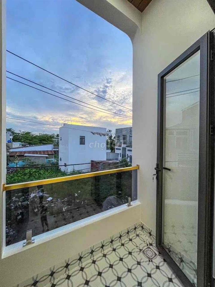 NHÀ 2 MẶT TIỀN MỚI HOÀN THIỆN,GẦN CỤM BV LỚN TP CẦN THƠ