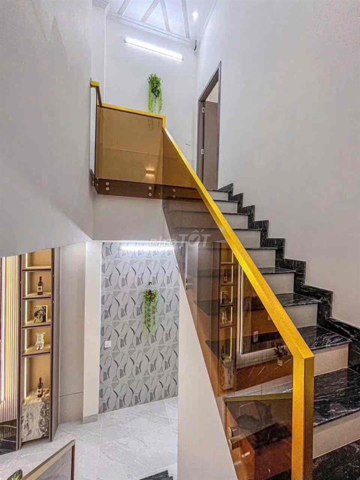 NHÀ 2 MẶT TIỀN MỚI HOÀN THIỆN,GẦN CỤM BV LỚN TP CẦN THƠ