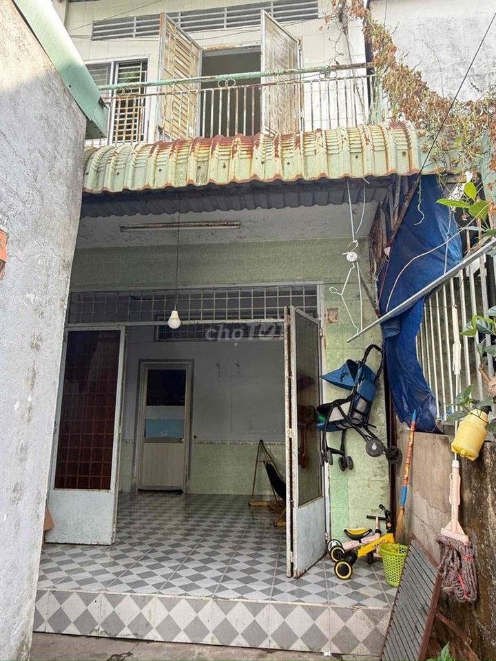BÁN ĐẤT TẶNG 3 PHÒNG TRỌ HÊM ĐỐI DIỆN CỔNG BV DA LIỄU TP CẦN THƠ