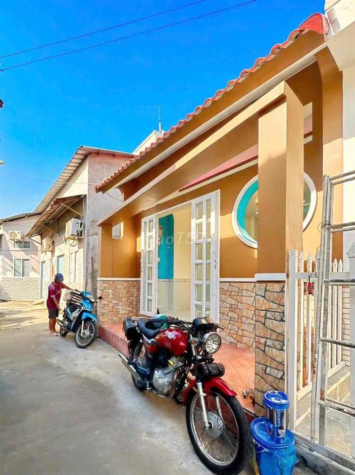 NHÀ TRỆT MỚI ĐẸP GIÁ RẺ KHÁCH NHANH TAY