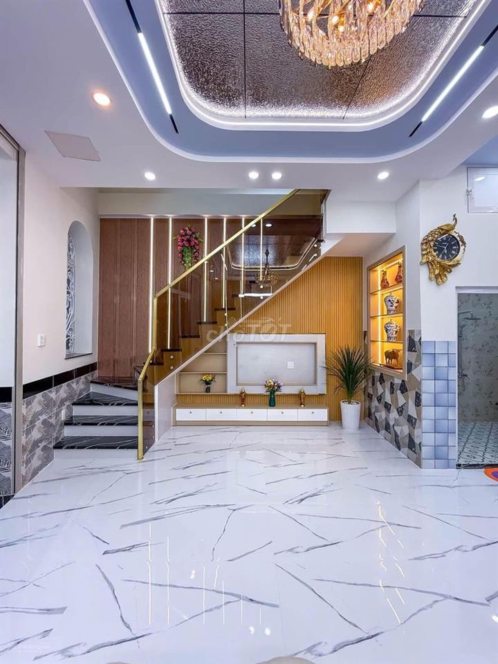 Bán nhà mặt phố Đường Xuân Hồng, Cần Thơ, 45m2, 3PN