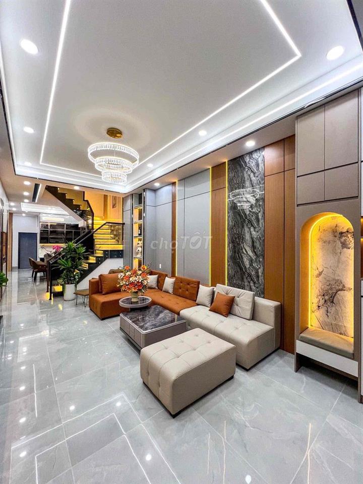 NHÀ PHỐ LUXURY MỚI XÂY ĐS5 KDC ĐHYD CẦN THƠ