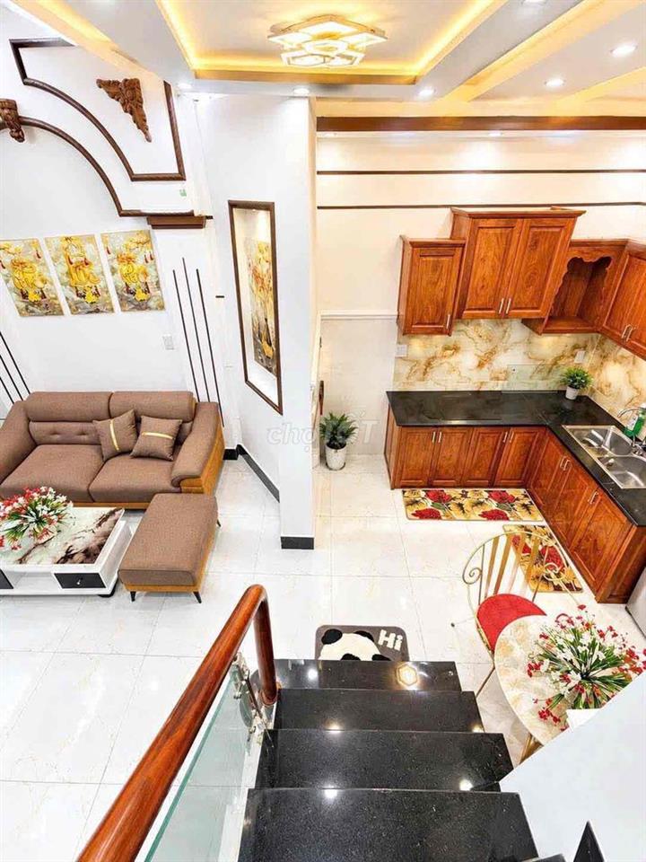 NHÀ VỊ TRÍ ĐẸP TRỆT LỬNG LẦU HẺM 90 HÙNG VƯƠNG,Trung tâm Ninh Kiều