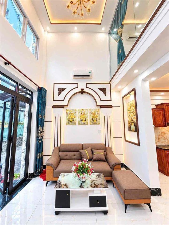 NHÀ VỊ TRÍ ĐẸP TRỆT LỬNG LẦU HẺM 90 HÙNG VƯƠNG,Trung tâm Ninh Kiều