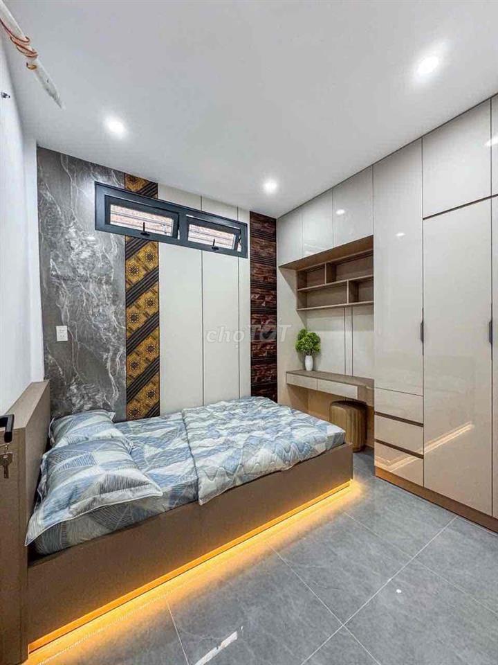 NHÀ LẦU ĐẸP MỚI HOÀN THIỆN HẺM 52 HÙNG VƯƠNG,NGAY TTNK ĐẦY ĐỦ TIỆN ÍCH