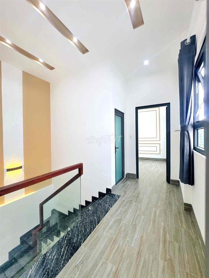 NHÀ GIÁ RẺ,GẦN CÁC TRƯỜNG ĐH HỌC,BV ĐHYD,SIÊU THỊ LOTTE
