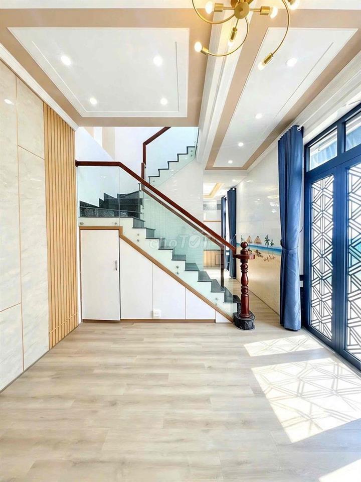 NHÀ GIÁ RẺ,GẦN CÁC TRƯỜNG ĐH HỌC,BV ĐHYD,SIÊU THỊ LOTTE