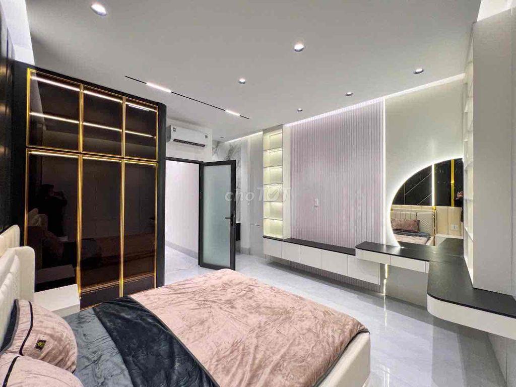 NHÀ MỚI XÂY HẺM 162 PHẠM NGŨ LÃO,VỊ TRÍ RẤT ĐẸP,GIÁ TỐT