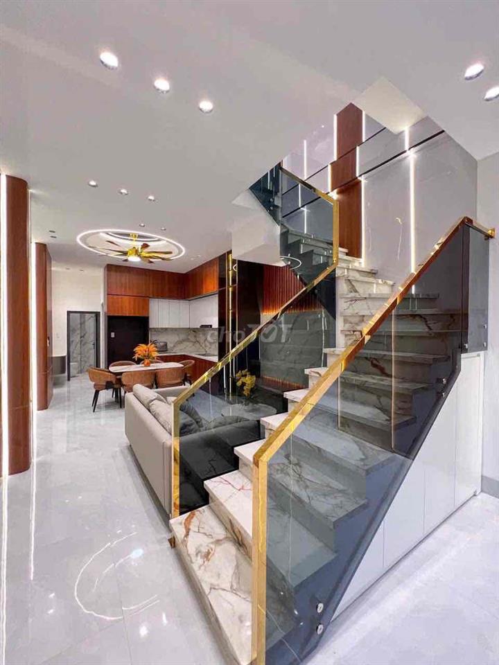 GIẢM MẠNH BÁN GẤP NHÀ MỚI XÂY H162 PHẠM NGŨ LÃO