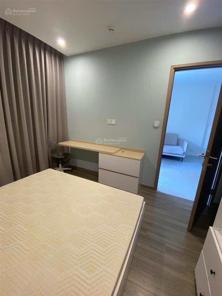 Hàng hiếm căn 2pn full nội thất, tầng cao thoáng mát, chỉ xách vali vào ở tại vinhomes grand park