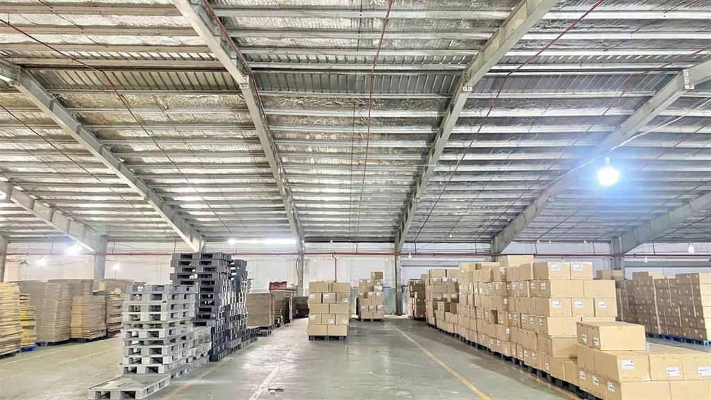 Cho thuê kho xưởng siêu vip 1.500m² đường quốc lộ 13, p. hiệp bình phước, tđ