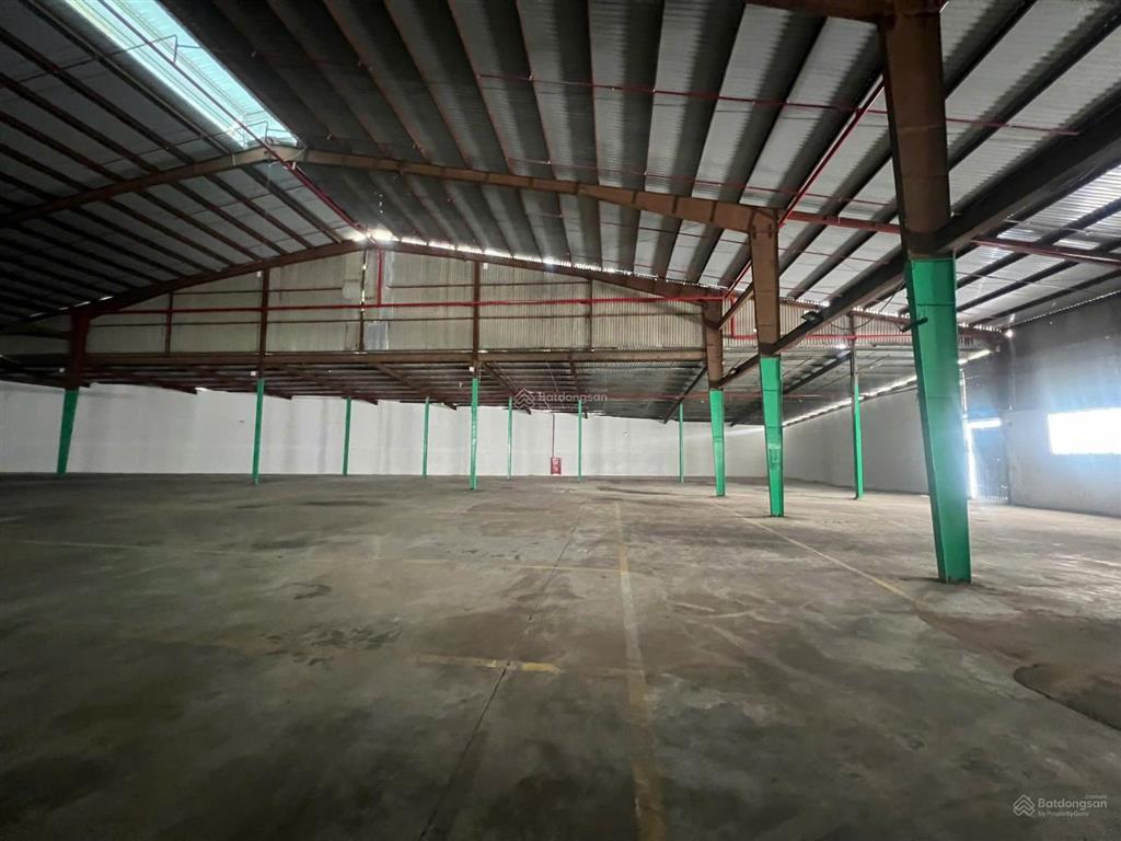 Cho thuê kho siêu vip 2.800m² mặt tiền đường quốc lộ 1a, p. tam bình, q. thủ đức