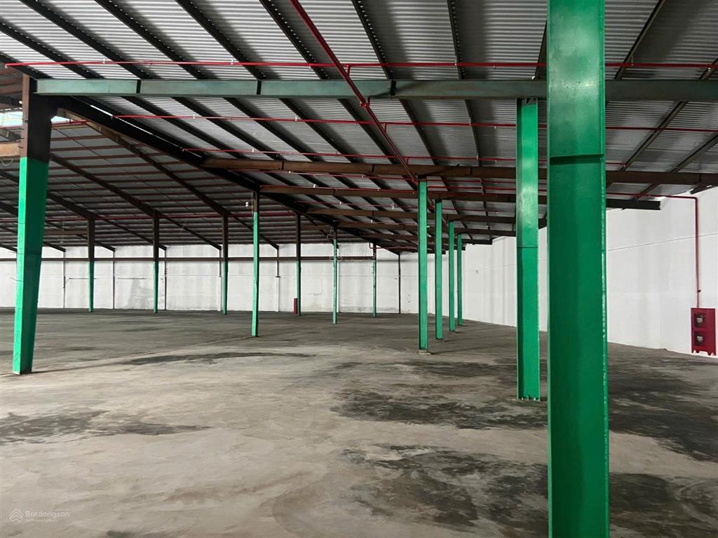 Cho thuê kho siêu vip 2.800m² mặt tiền đường quốc lộ 1a, p. tam bình, q. thủ đức
