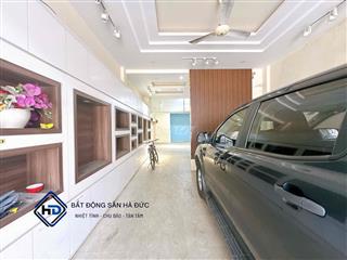 Nhà trệt 3 lầu 5x18 đối diện UBND Quận 12