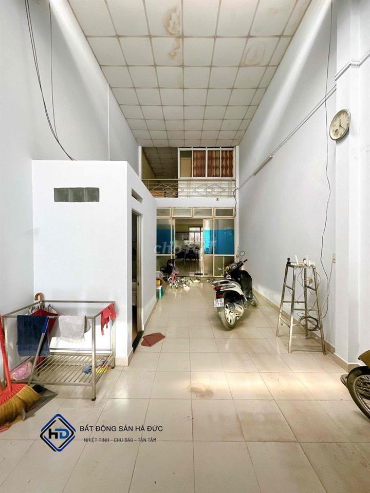 Nhà đúc lửng 4.5x30 mặt tiền Lê Văn Khương sầm uất