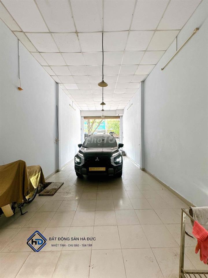 Nhà đúc lửng 4.5x30 mặt tiền Lê Văn Khương sầm uất