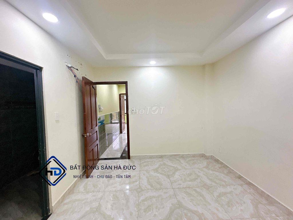 Nhà trệt lửng 3 lầu 5x15 gần UBND Quận giáp Gò Vấp
