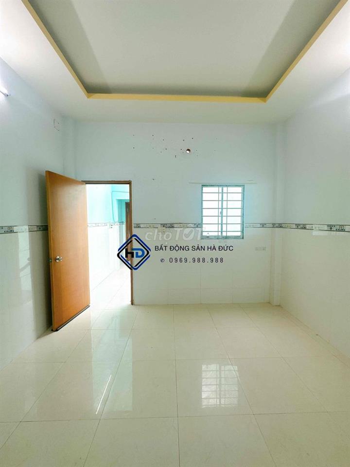 Nhà trệt lầu 4x14 hẻm lớn cách Lê Văn Khương 150m
