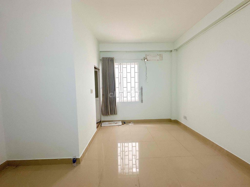 Nhà trệt 3 lầu 4.5x20 khu dân cư Phú Nhuận gần UBND Quận 12
