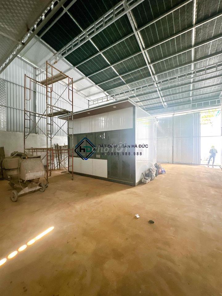 Xưởng 10x20 đường Lê Thị Riêng gần UBND Quận 12