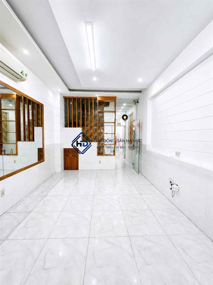 Nhà 3 lầu 4x25 mặt tiền nhánh gần bia Tiger có MÁY LẠNH