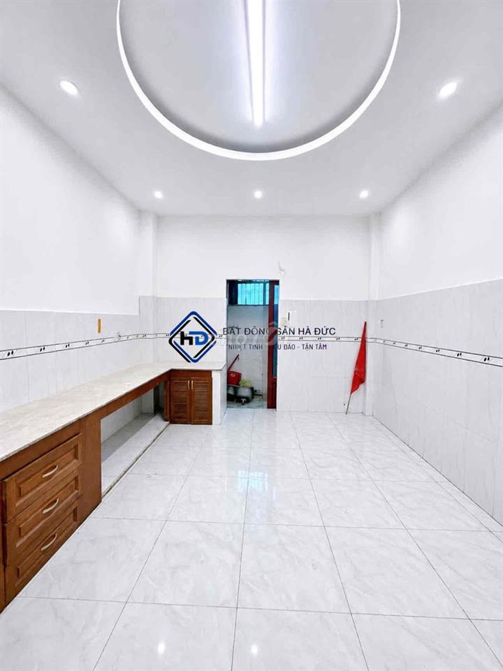 Nhà 3 lầu 4x25 mặt tiền nhánh gần bia Tiger có MÁY LẠNH