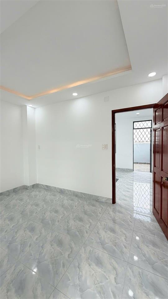 Bán nhà hẻm 8m nhựa 918/ hương lộ 2, 4,2x13,4m, đúc 4 tầm