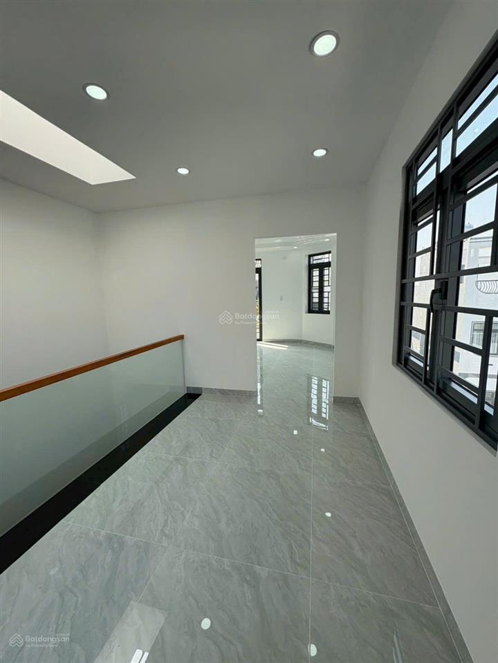 Bán nhà góc 2 mặt hẻm xe hơi đương tỉnh lộ 10, 4.5x15m, đúc 4 tấm