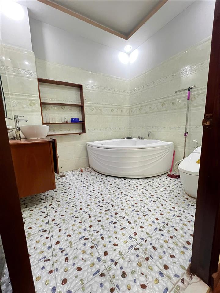 Bán nhà hẻm xe hơi 73m2 3 lầu đường mã lò tiếp giáp tên lửa, quận 6