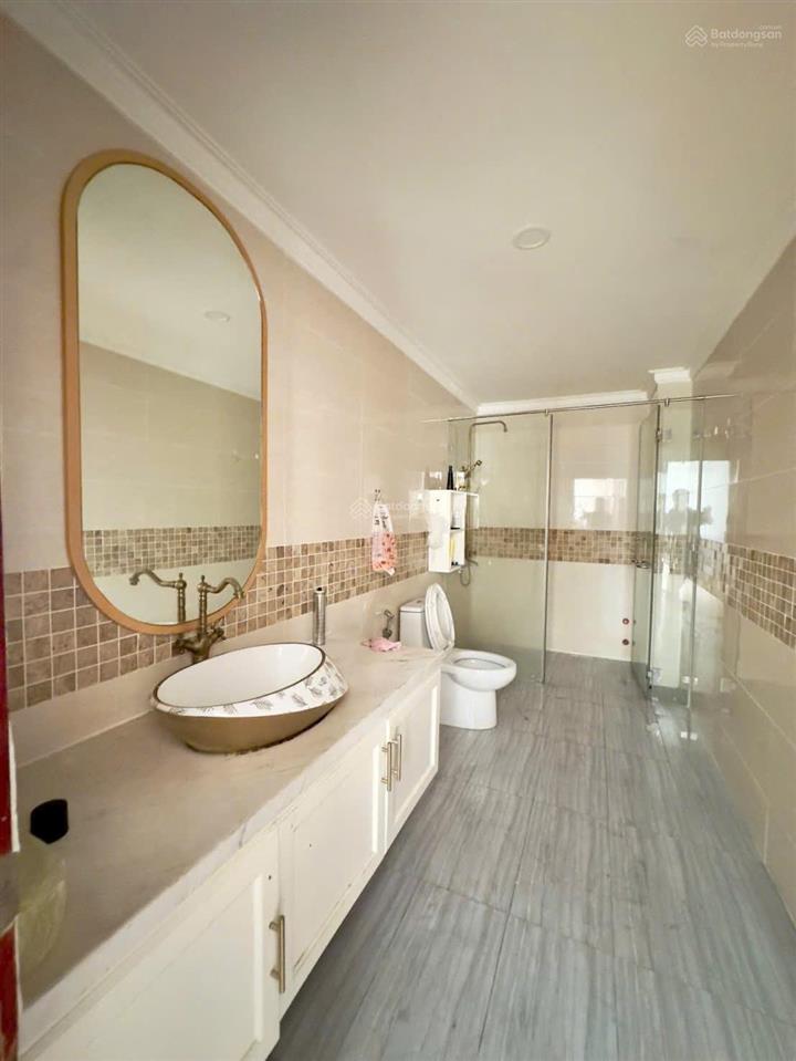 Bán biệt thự căn góc 2 mặt tiền khu tên lửa 9m x 20m