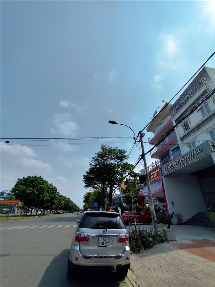 Bán đất mặt tiền kinh doanh đường vành đai trong khu tên lửa 8mx25m