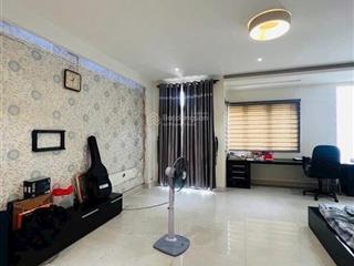 Bán nhà mặt tiền kinh doanh đường tên lửa 8mx25m đúc 3 tấm
