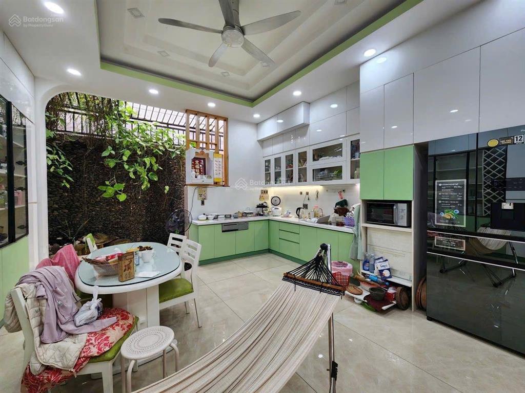 Bán nhà mặt tiền khu tên lửa 5x19 3 lầu đẹp