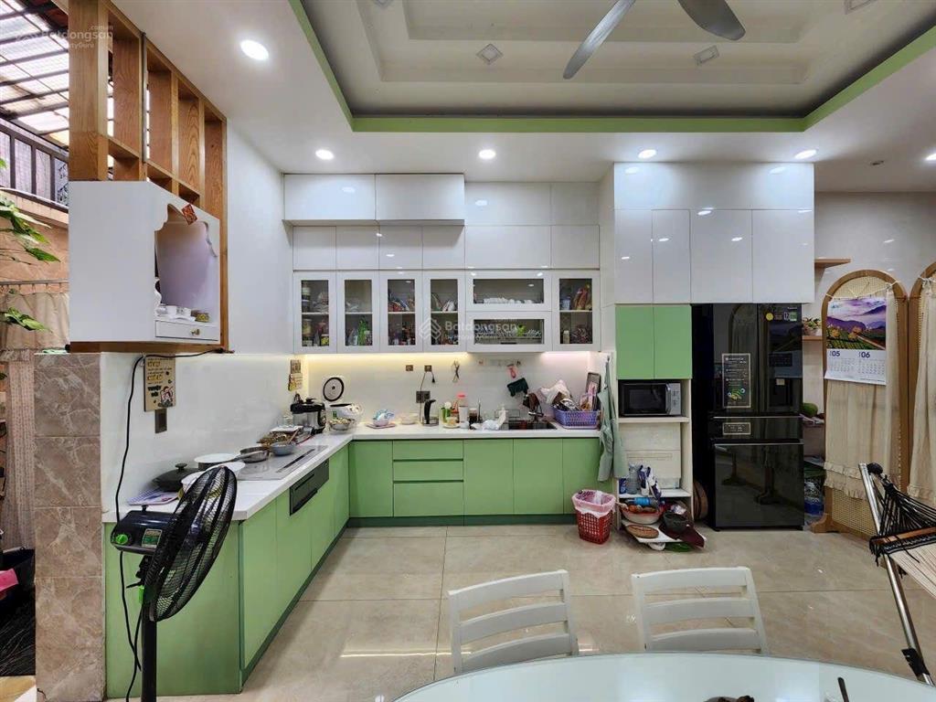 Bán nhà mặt tiền khu tên lửa 5x19 3 lầu đẹp