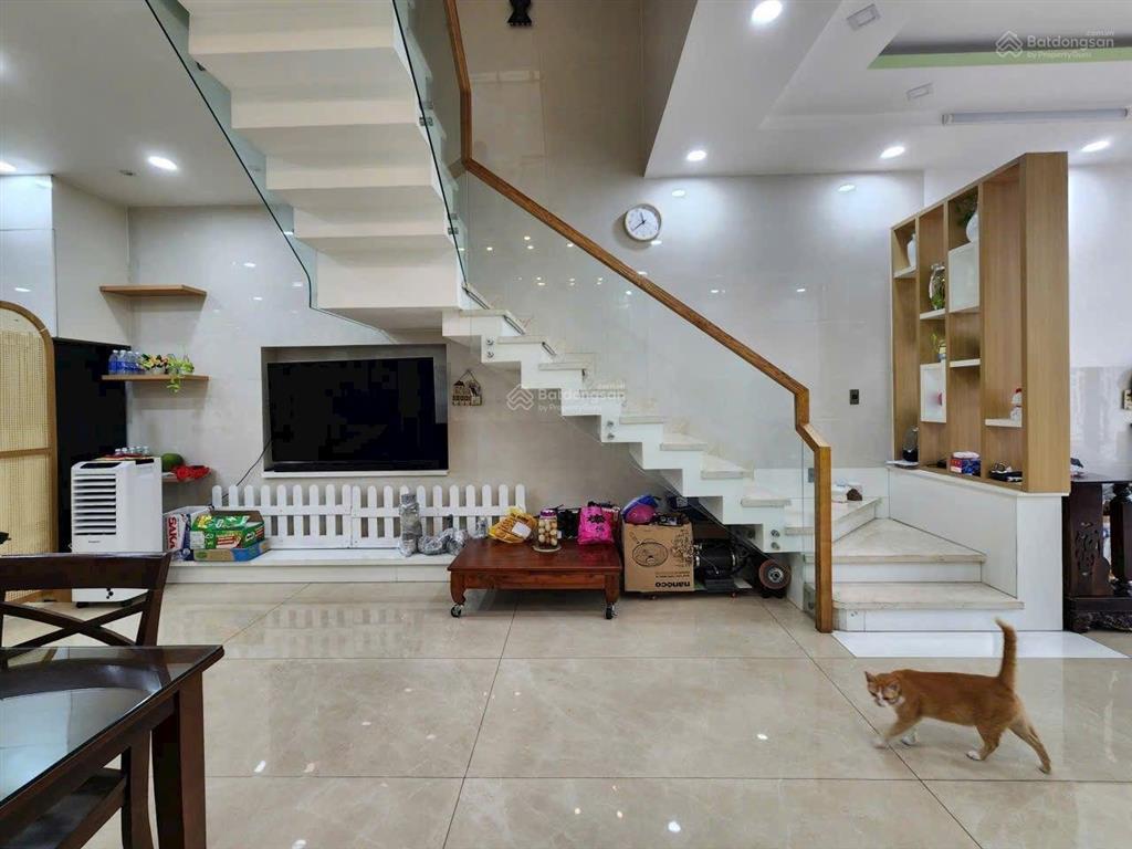 Bán nhà mặt tiền khu tên lửa 5x19 3 lầu đẹp