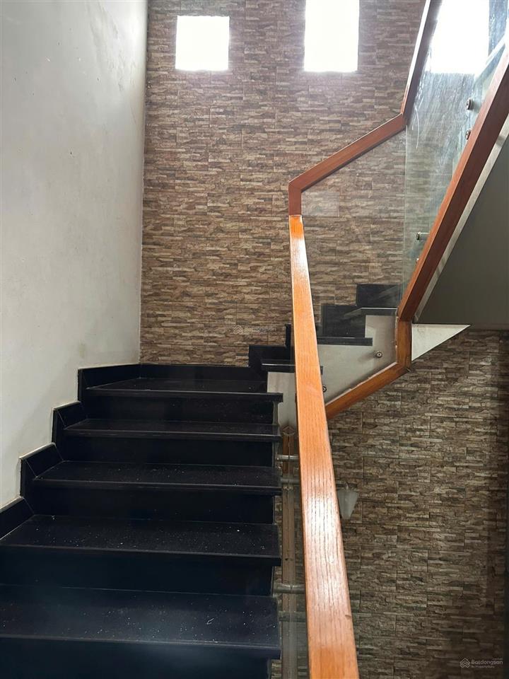 Cho thuê nhà mặt tiền trần thủ độ, 4.5x19m, 3 lầu