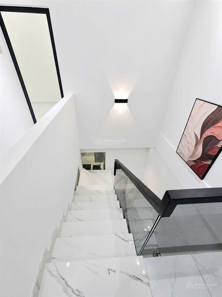 Bán nhà đẹp khu tên lửa 6x8,5 1 lầu