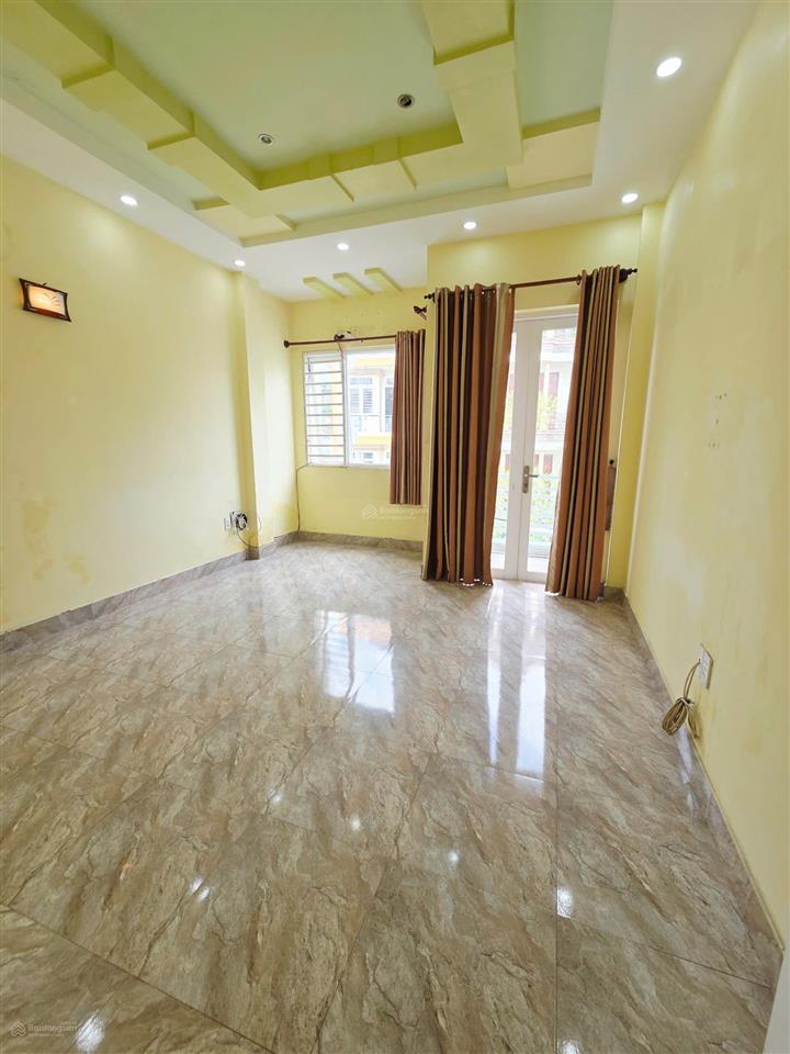 Bán nhà mặt tiền khu họ lê, phường phú thạnh, 4.1x14 nở hậu đúc 4 tấm