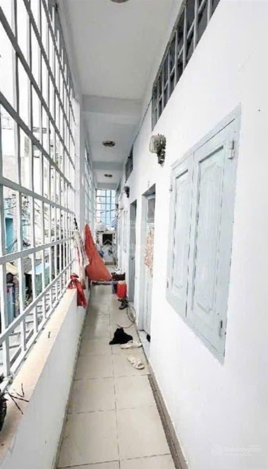 Bán nhà góc 2 mặt tiền đúc 3 tấm, hẻm xe tải hương lộ 2 thu nhập 35 triệu