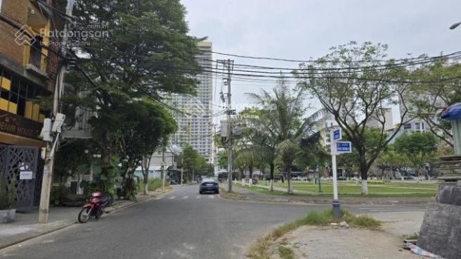 Cần bán lô giá tốt đường lê thước sát công viên 90m (16 tỷ)